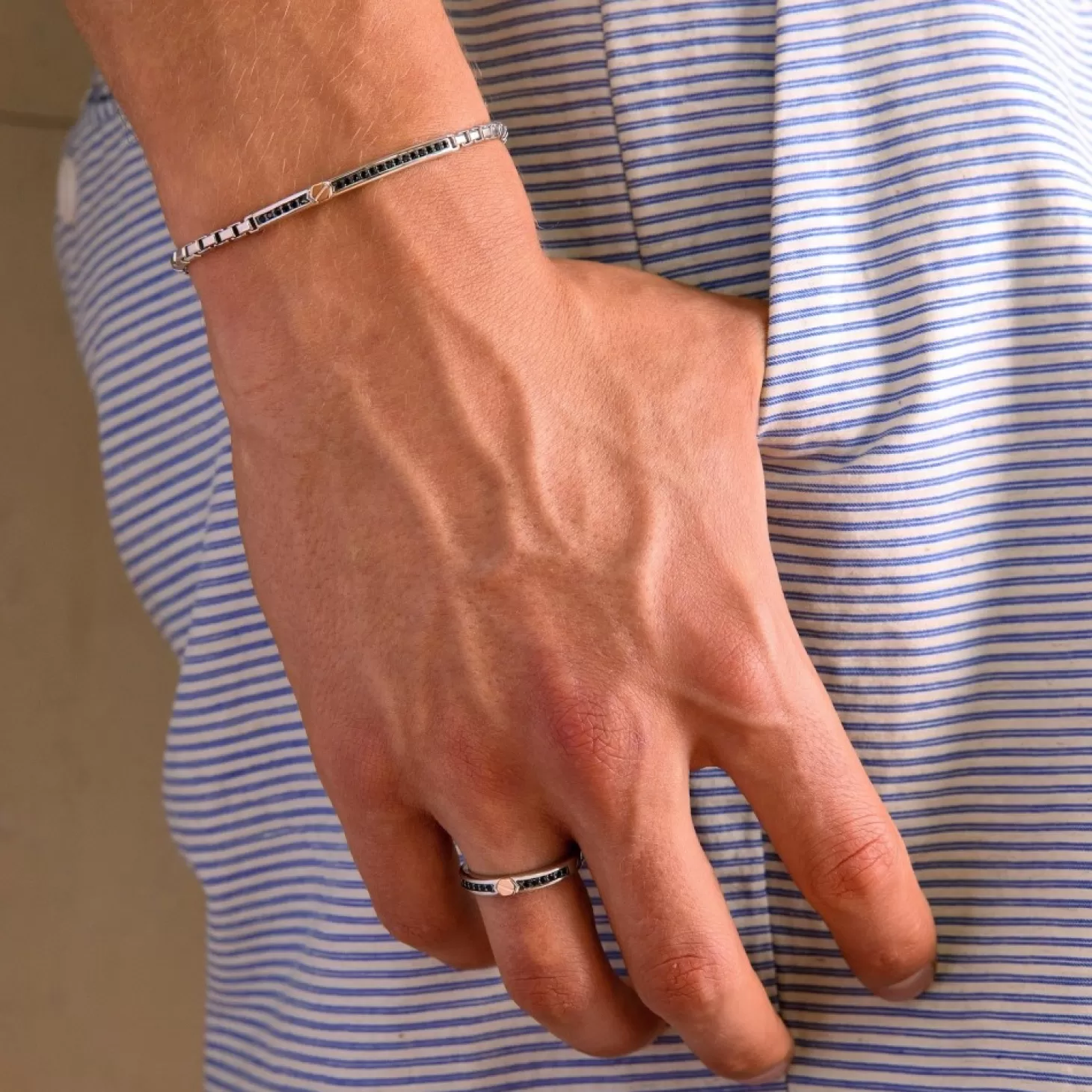 Zancan Gioielli Bracciale Zancan In Argento Con Targa, Pietre Nere E Vite In Oro Rosa.> Bracciali