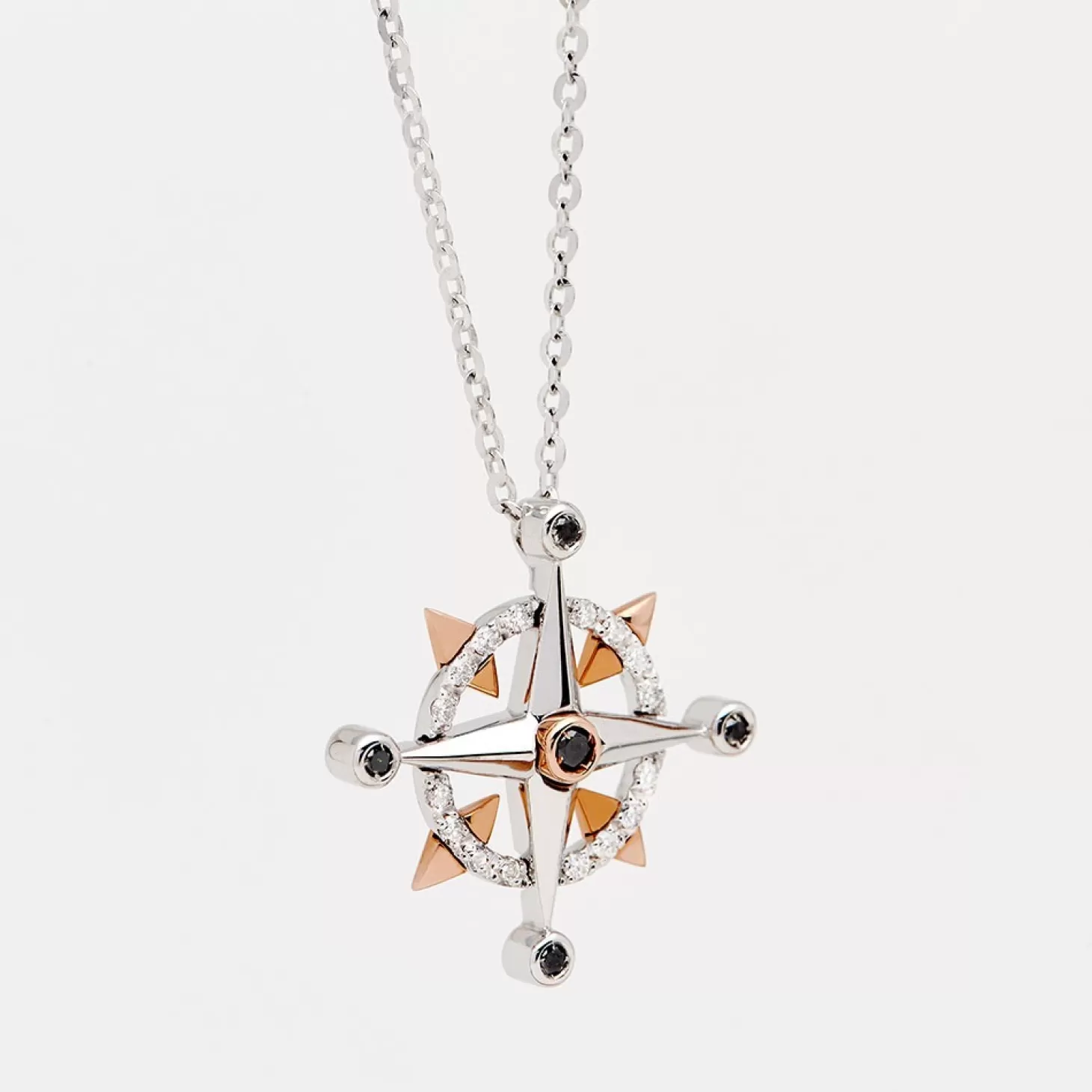 Zancan Gioielli Collanazancan In Oro Con Pendente Rosa Dei Venti E Diamanti.> Collane